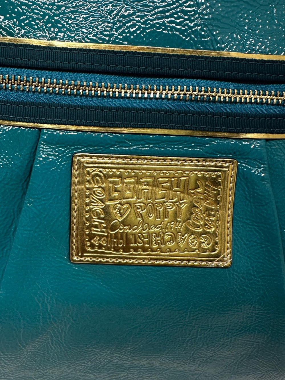Coach Poppy Daisy “ Liquid Gloss” Pocket Tote - Picture 5 of 16